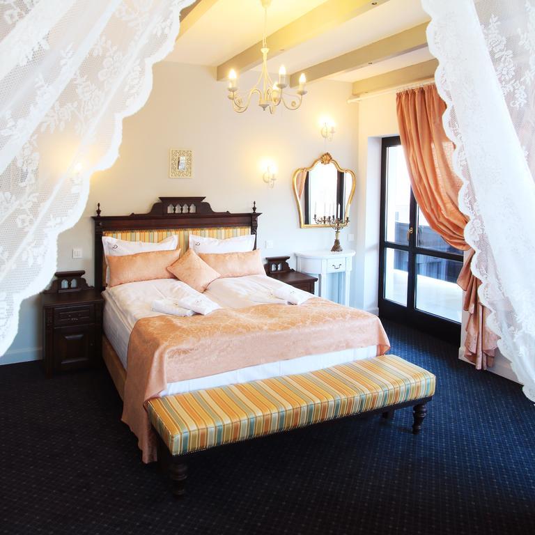 Hotel Conacul Bratescu Bran  Pokoj fotografie