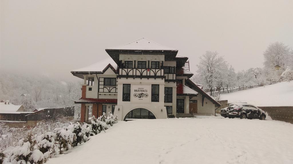 Hotel Conacul Bratescu Bran  Exteriér fotografie