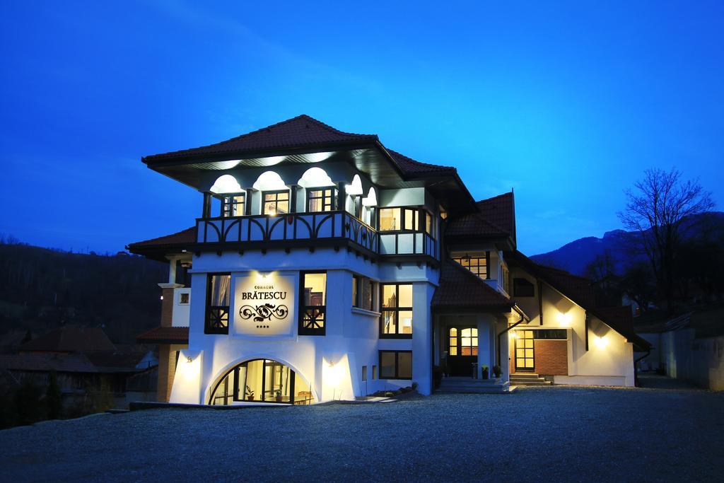 Hotel Conacul Bratescu Bran  Exteriér fotografie
