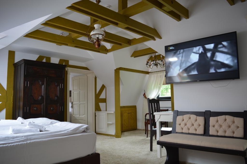 Hotel Conacul Bratescu Bran  Exteriér fotografie